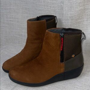 Women’s Brown Ankle Boots - Comfortable Zip Short Boot